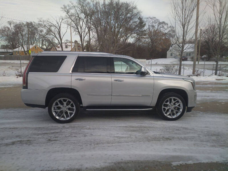 2019 Cadillac Escalade Luxury