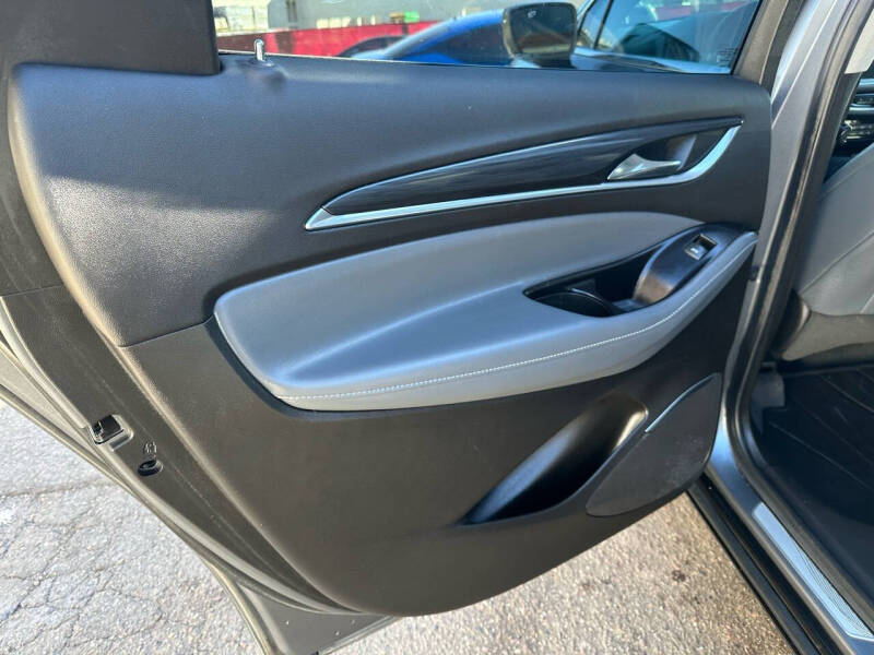 2020 Buick Enclave Essence