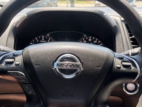 2019 Nissan Pathfinder S