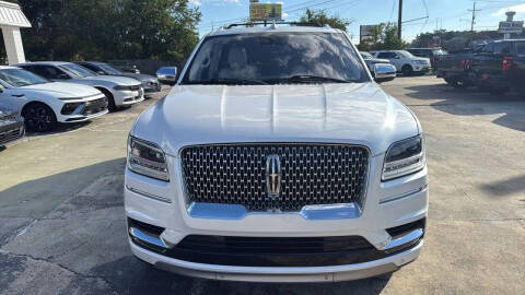 2018 Lincoln Navigator Black Label