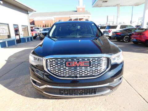 2017 GMC Acadia Denali