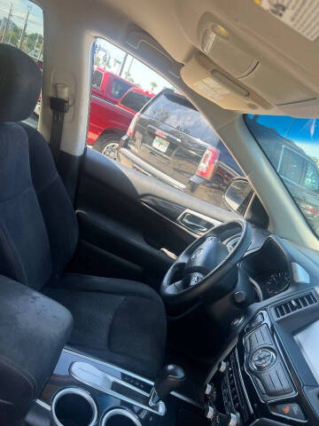 2014 Nissan Pathfinder S