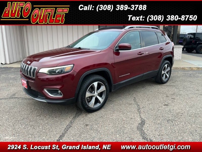 2021 Jeep Cherokee for sale at Auto Outlet in Grand Island NE