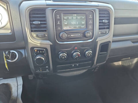 2017 RAM 1500 Express