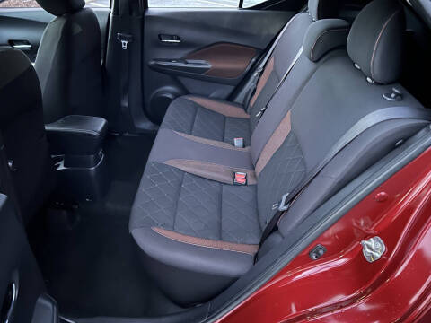 2019 Nissan Kicks SR