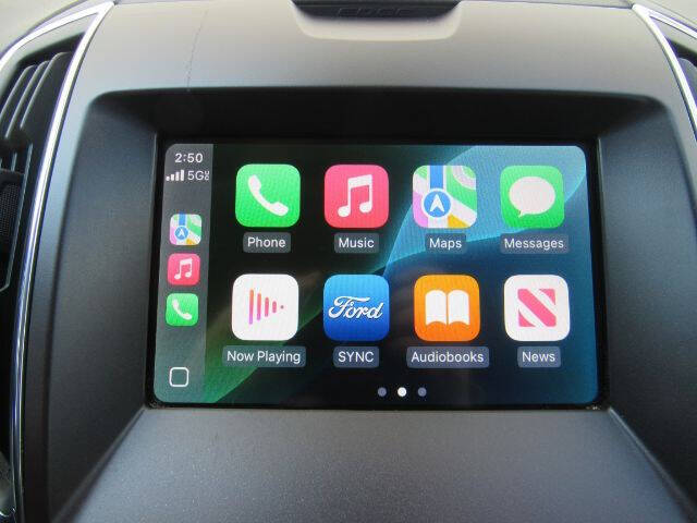 2020 Ford Edge Titanium