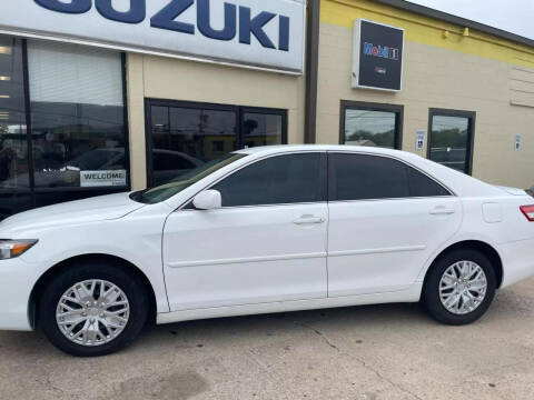 2011 Toyota Camry for sale at Suzuki of Tulsa - Global car Sales in Tulsa OK