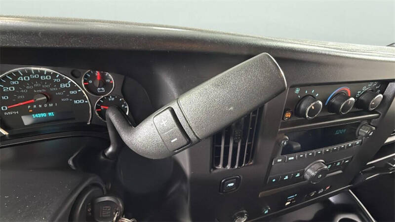 2024 Chevrolet Express 2500