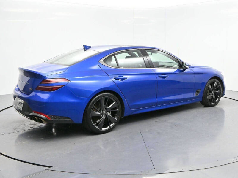 2023 Genesis G70