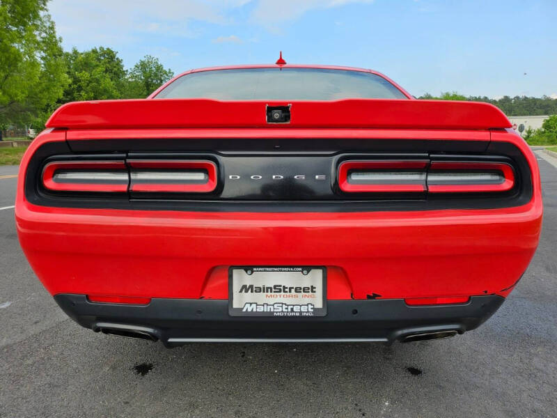 2015 Dodge Challenger SXT