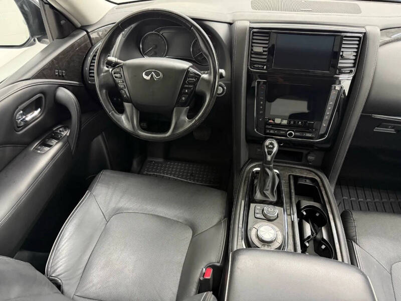 2020 Infiniti QX80 Luxe