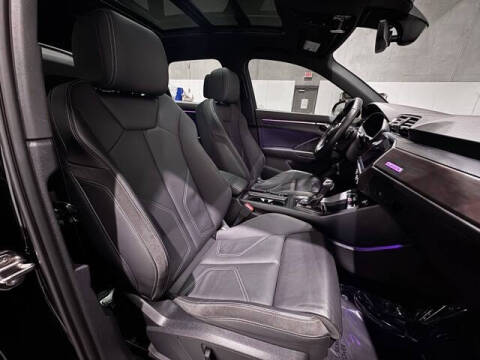 2022 Audi Q3 quattro S line Prem Plus 45 TFSI