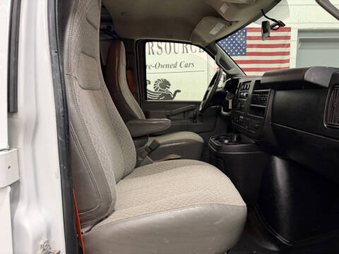 2017 GMC Savana 2500