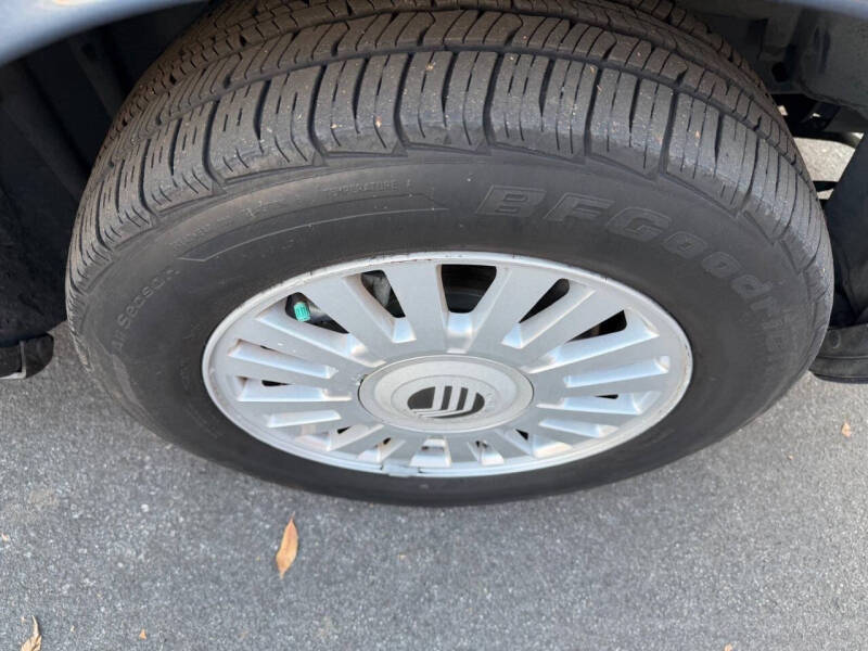 2007 Mercury Grand Marquis LS