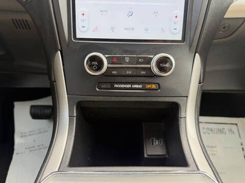 2022 Ford Edge SEL