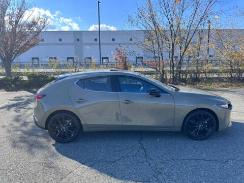 2024 Mazda Mazda3 Hatchback 2.5 Carbon Turbo