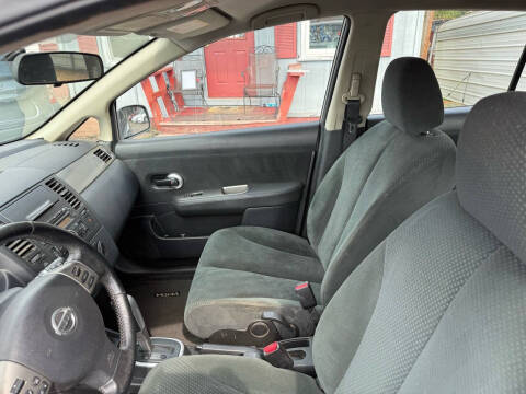2012 Nissan Versa 1.8 S