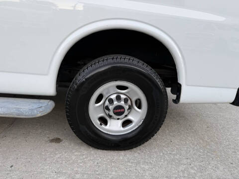 2018 GMC Savana 2500