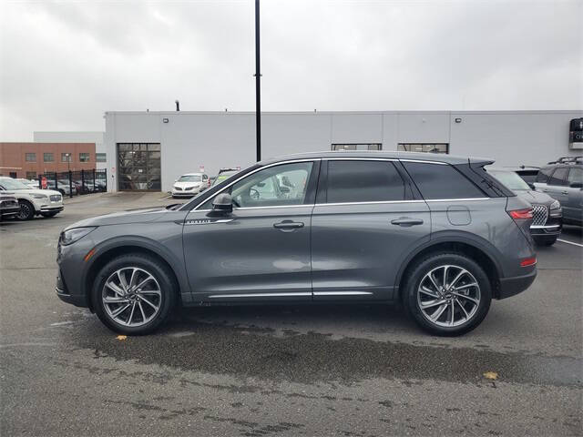 2023 Lincoln Corsair Standard