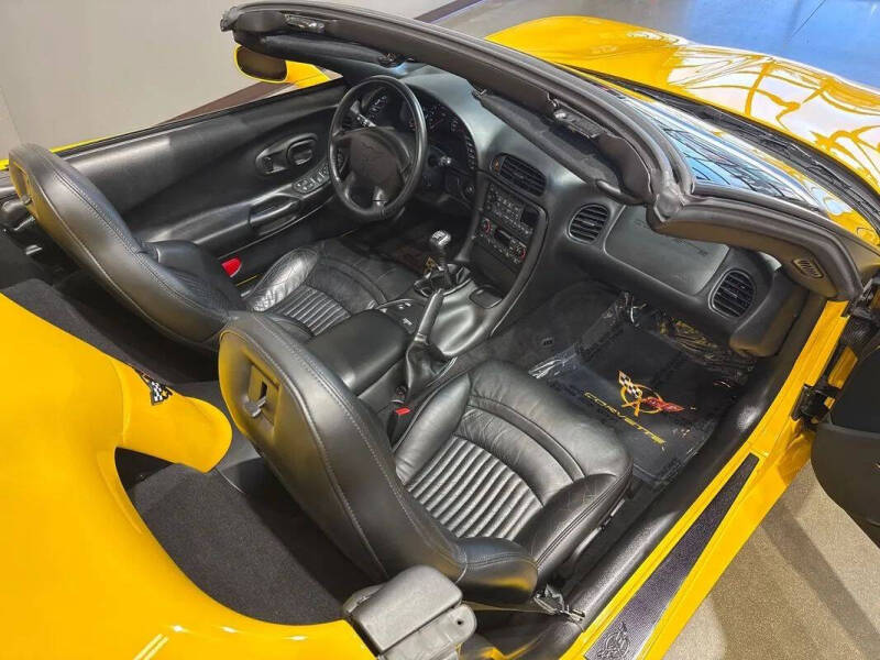 2004 Chevrolet Corvette