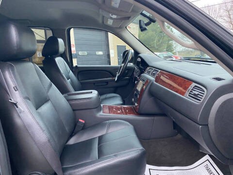 2012 Chevrolet Avalanche LTZ