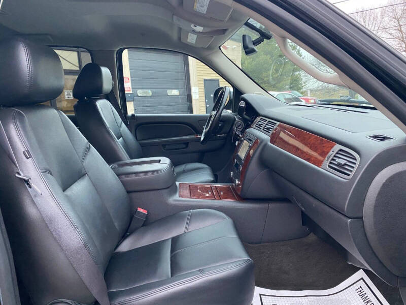 2012 Chevrolet Avalanche LTZ