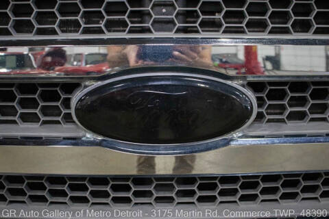 2005 Ford Excursion XLT