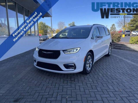 2022 Chrysler Pacifica for sale at Uftring Weston Pre-Owned Center in Peoria IL