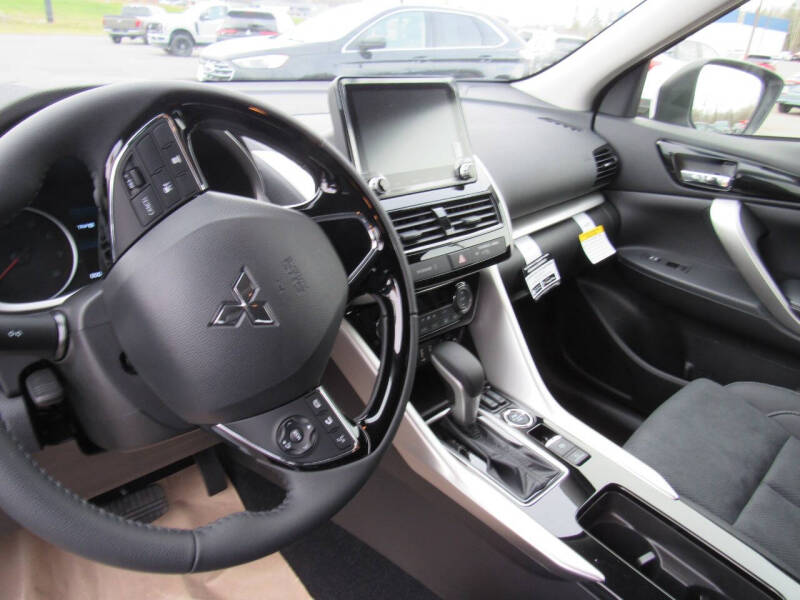 2026 Mitsubishi Eclipse Cross SE