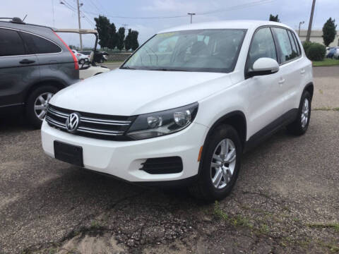 2014 Volkswagen Tiguan for sale at Sparkle Auto Sales in Maplewood MN