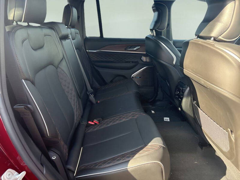 2023 Jeep Grand Cherokee Summit 4xe