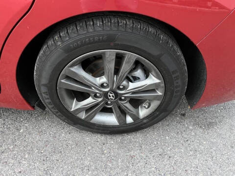 2018 Hyundai Elantra