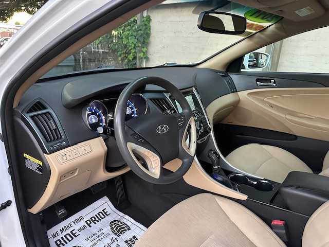 2011 Hyundai Sonata GLS