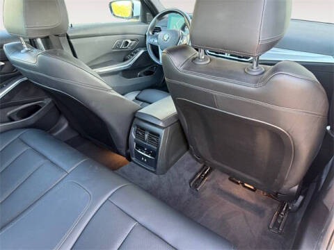 2024 BMW 3 Series 330i xDrive