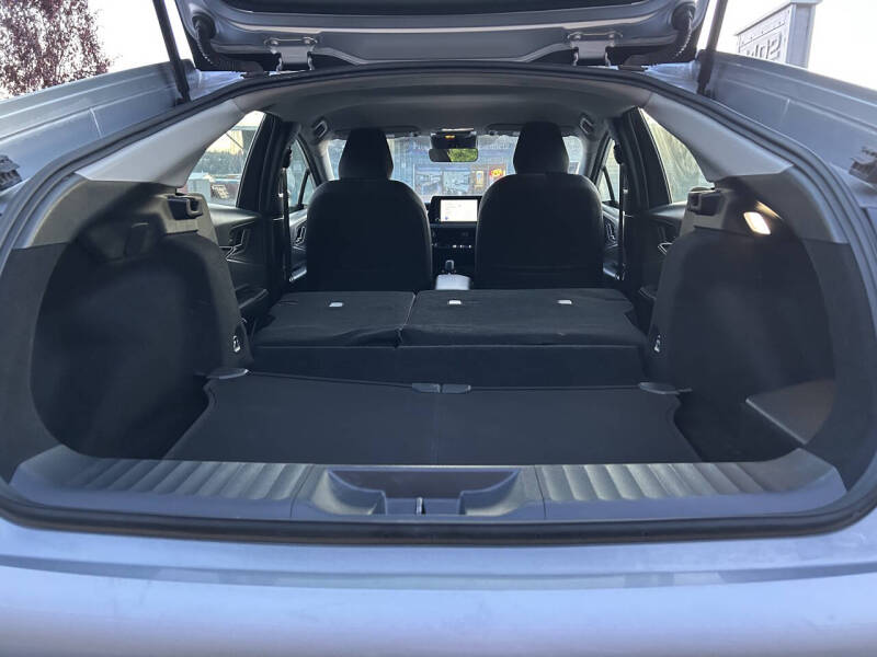 2024 Toyota Prius LE