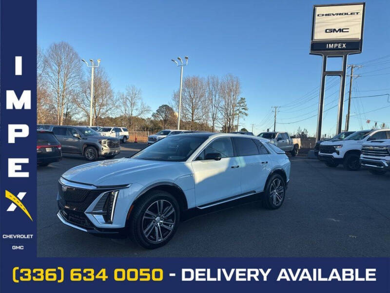 2024 Cadillac LYRIQ Luxury 1