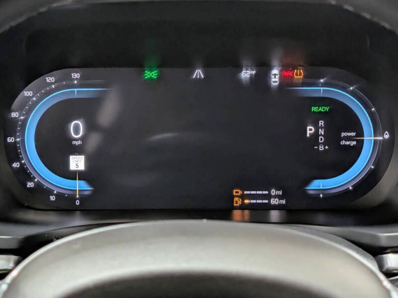 2023 Volvo S60 Recharge T8 Core Dark Theme