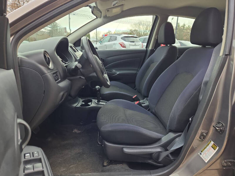 2012 Nissan Versa 1.6 S