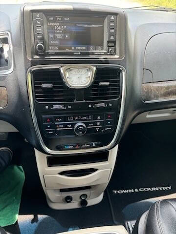 2014 Chrysler Town and Country for sale at Outback Auto Group in New Braunfels, TX