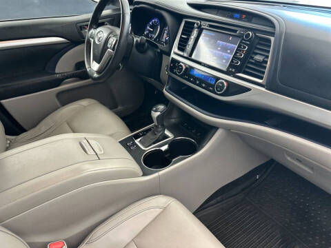 2014 Toyota Highlander XLE