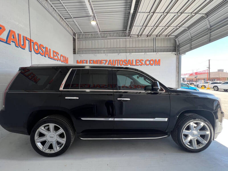2018 Cadillac Escalade Luxury