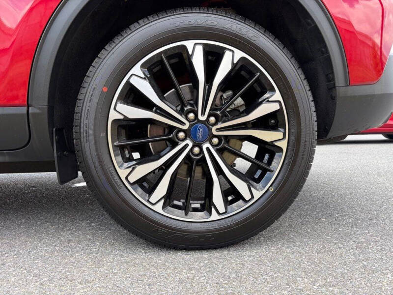2022 Ford Escape SEL