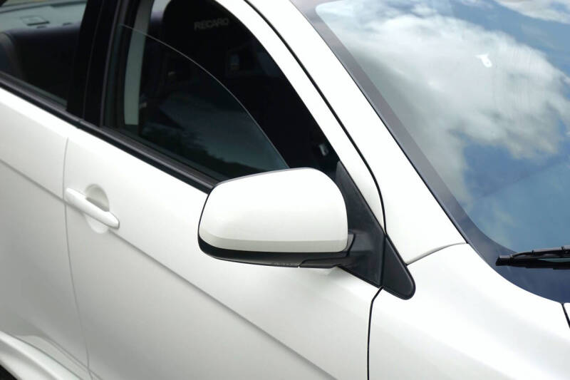 2013 Mitsubishi Lancer Evolution GSR