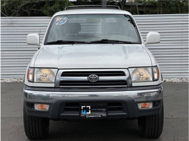 2000 Toyota 4Runner SR5