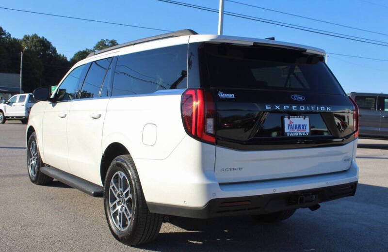 2025 Ford Expedition MAX Active