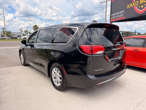2020 Chrysler Pacifica Touring