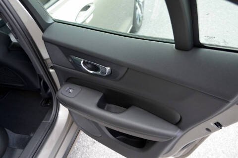 2019 Volvo S60 T6 Momentum