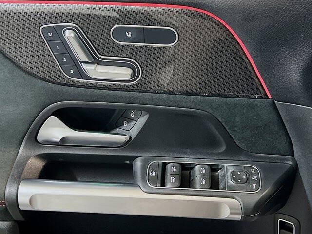 2023 Mercedes-Benz GLB GLB 250