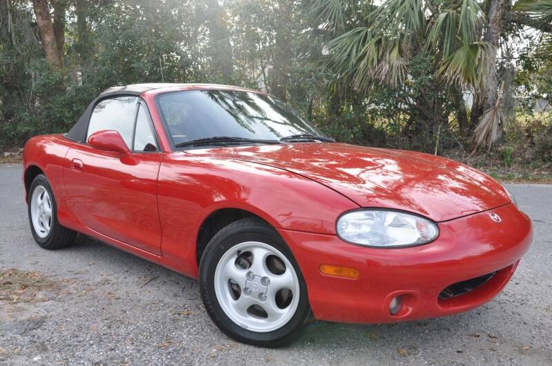 1999 Mazda MX-5 Miata for sale at Elite Motorcar, LLC in Deland FL