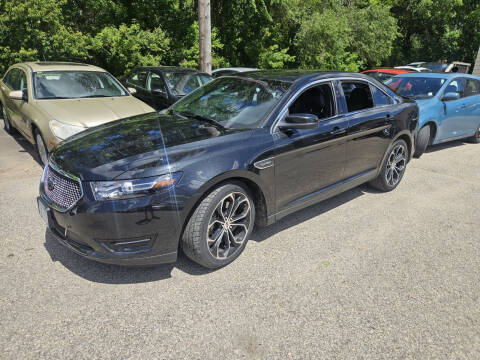 2015 Ford Taurus for sale at Short Line Auto Inc in Rochester MN